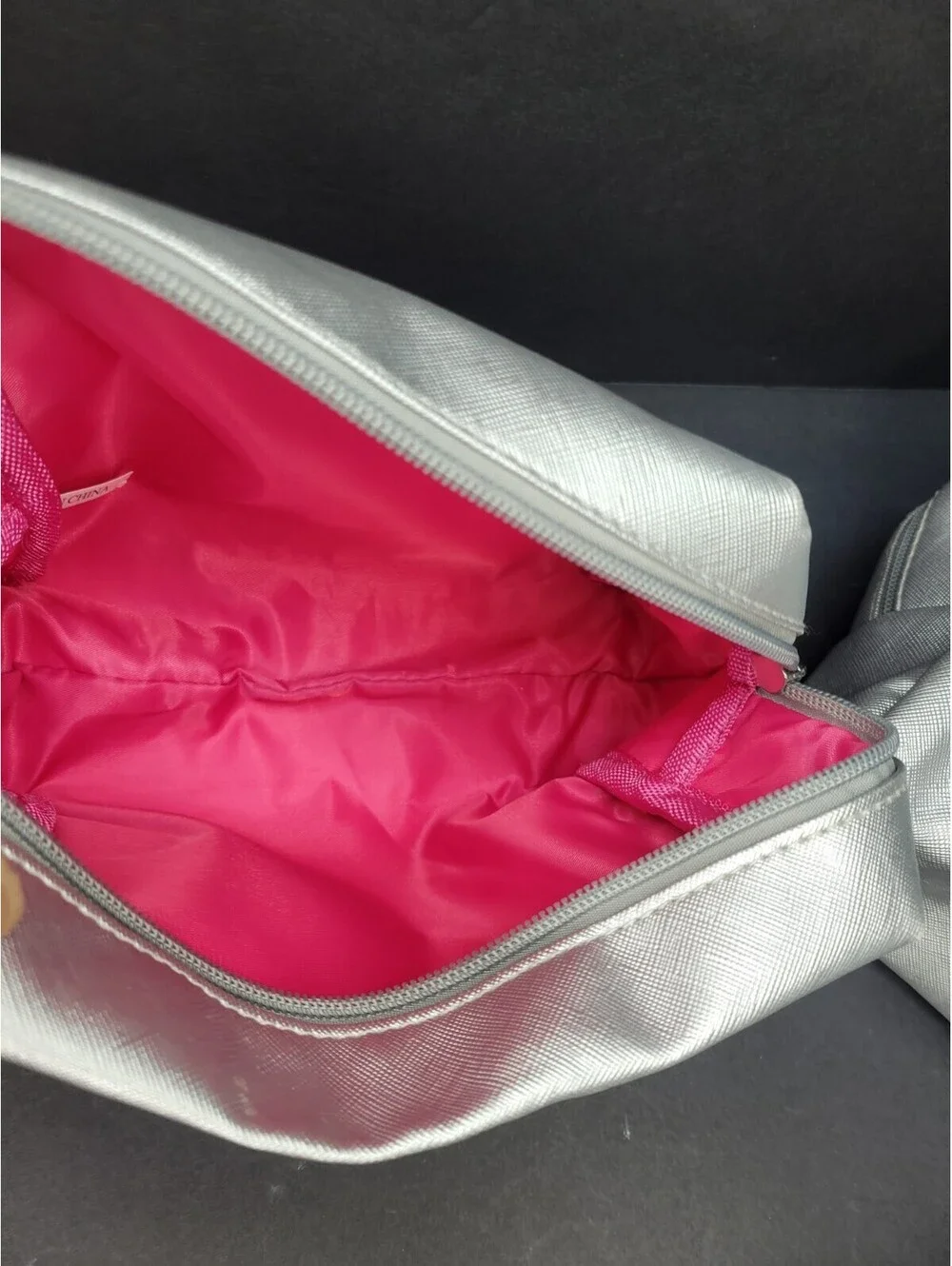 x6 Metallic Silver Makeup Cosmetics Zip Travel Pouch Toiletry Bag Faux Leather